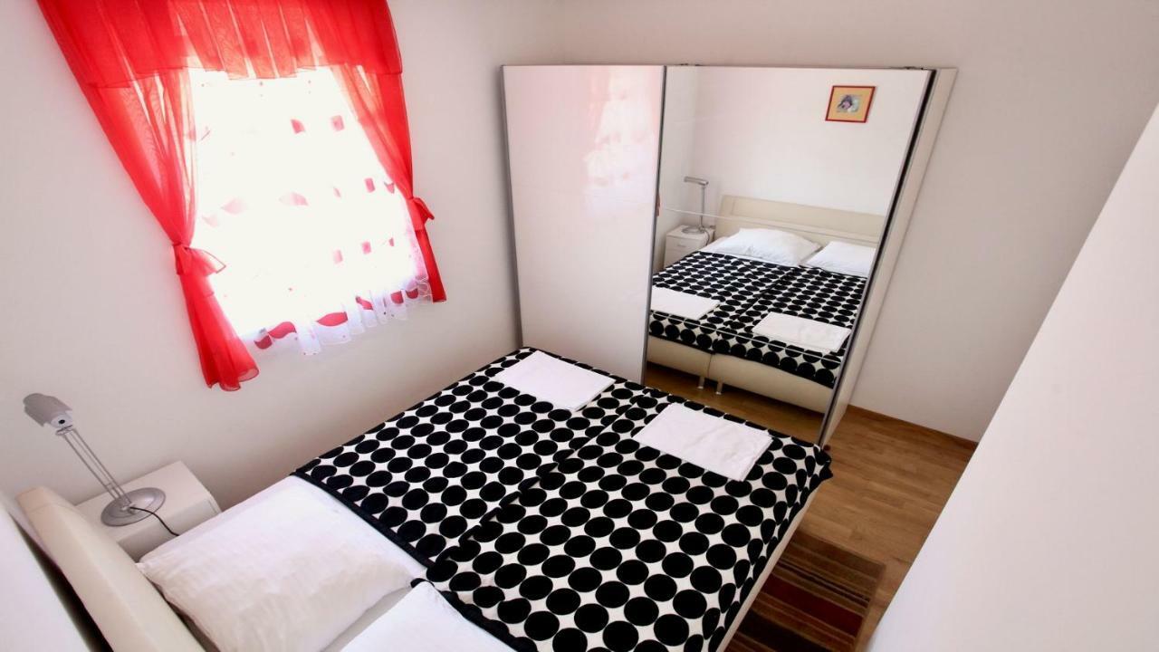 B88 Apartments - Vila Palma سفيتي فيليب ياكوف المظهر الخارجي الصورة